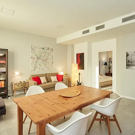 - Modern Flat Milaan