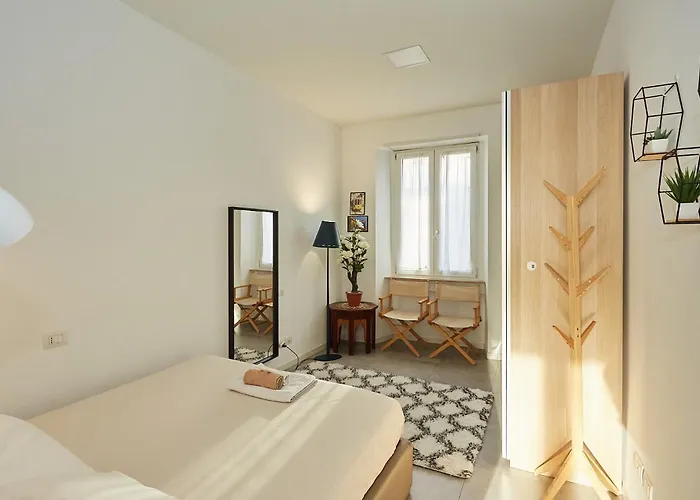 - Modern Flat Apartment Mailand